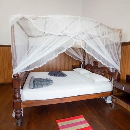 Hotel Neptune Bay Unawatuna Beach Eksteriør bilde