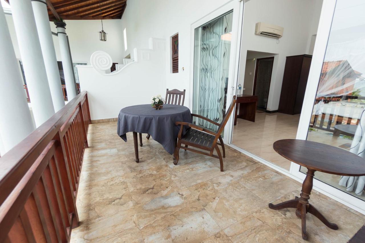 Hotel Neptune Bay Unawatuna Beach Eksteriør bilde
