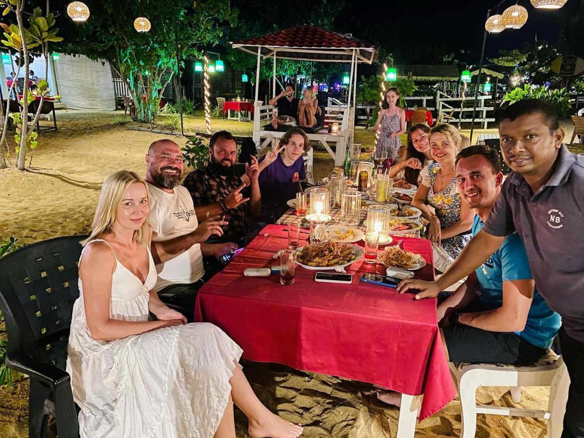 Hotel Neptune Bay Unawatuna Beach Eksteriør bilde